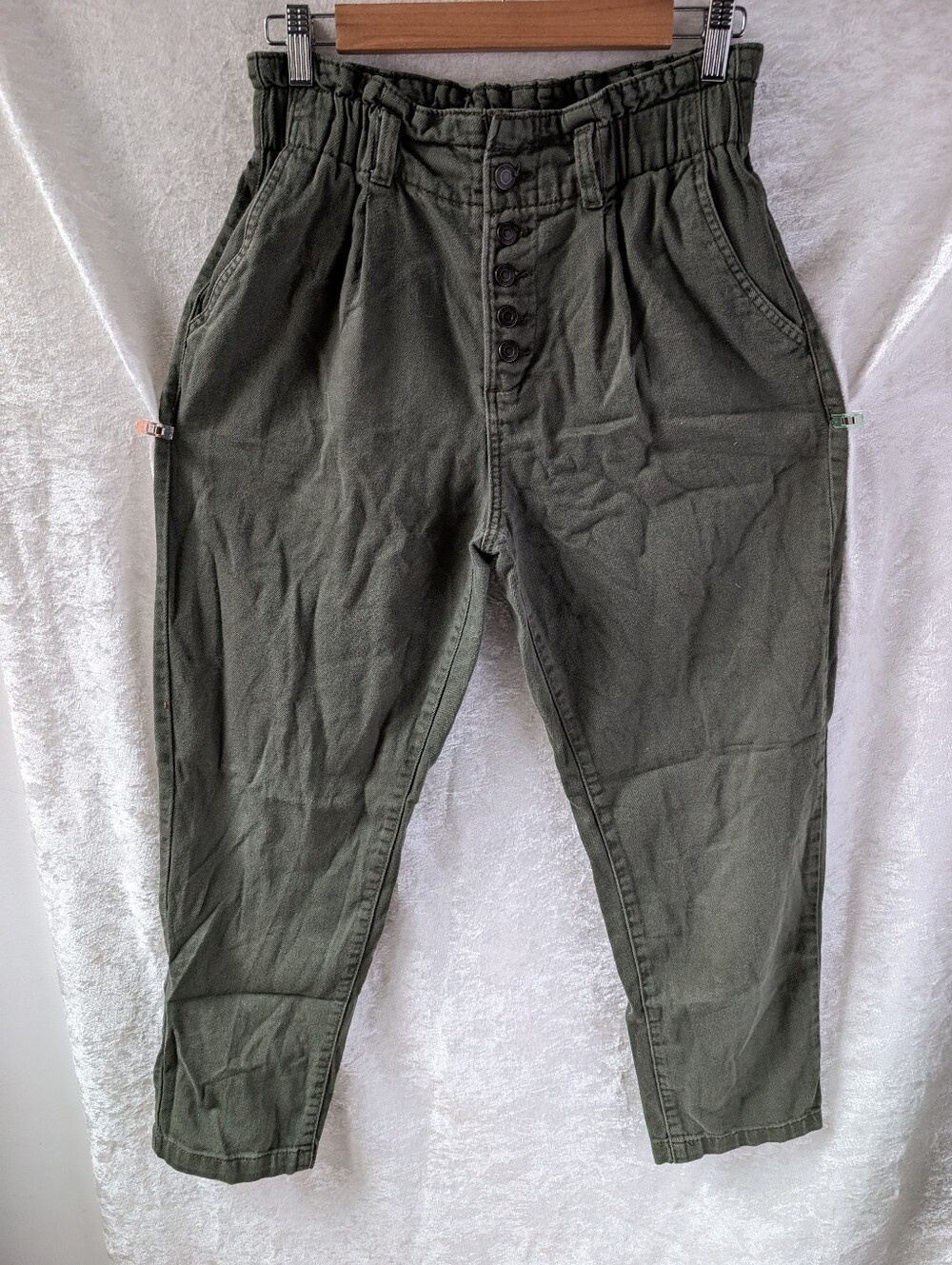 Super Hi-rise Green Cotton Rayon Ruffle Waist Paper Bag Tapered Leg Jean Pants